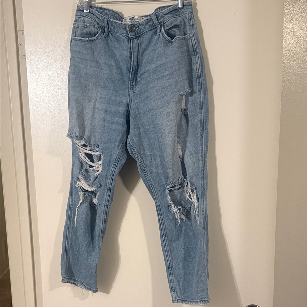 Hollister Light Blue Distressed Ankle Jeans